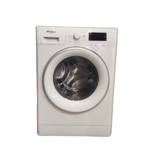 Lave-linge blanc sur fond bleu clair.